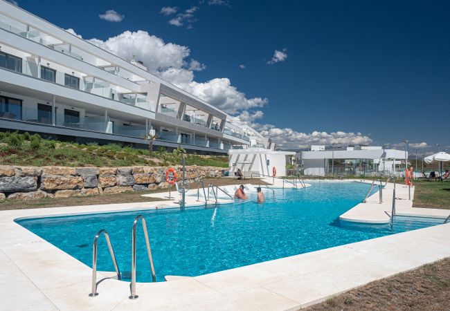  in Casares - Via Celere 2352 pool, golf & sea 